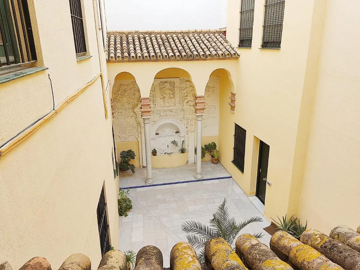 Homeyseville-Bright Apartment At Santa Cruz 4 Pax, Parking Optional  Seville